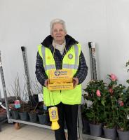 collecting in Edenbridge